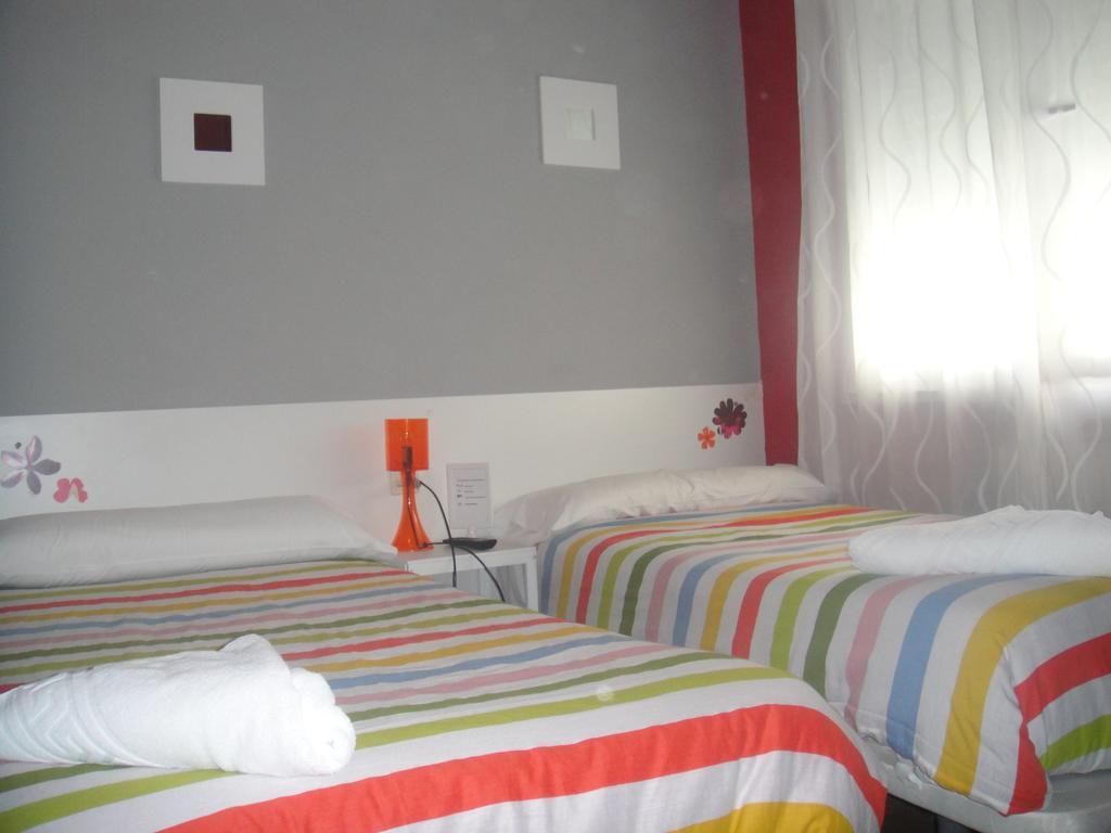 Arjori Rooms Hostal Salamanca Buitenkant foto