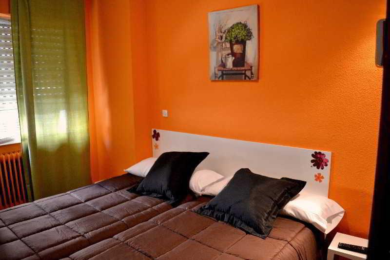 Arjori Rooms Hostal Salamanca Buitenkant foto